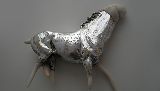 La Porta Alchemica spunta da Pio Monti La Porta Alchemica spunta da Pio Monti